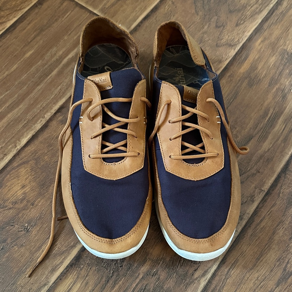 OluKai Men's Leather Sneakers